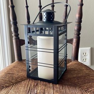 Vintage style hanging “ lantern” 15”x 6” when handle extended. Perfect condition